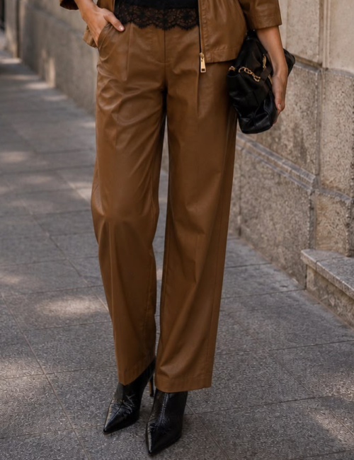 Pantalone Cognac effetto pelle